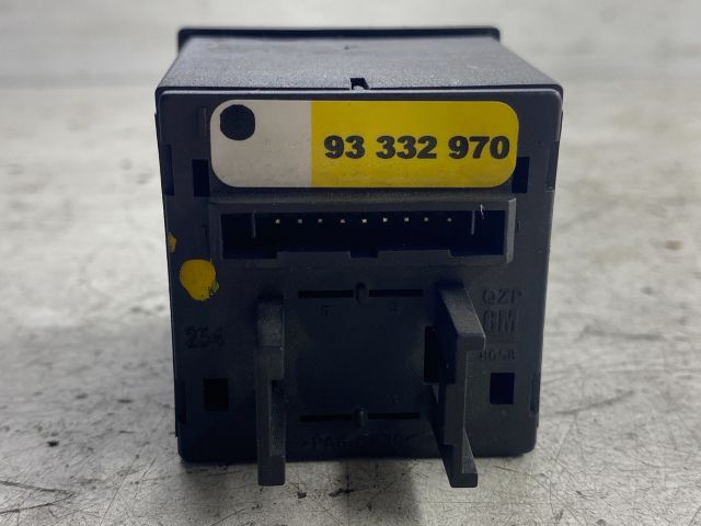 bontott OPEL MERIVA A Vészvillogó Kapcsoló