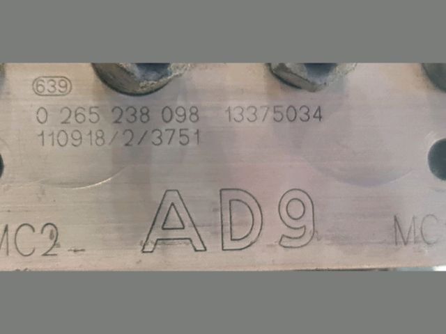 bontott OPEL MERIVA B ABS Kocka