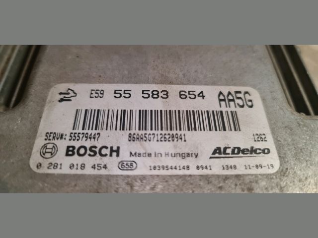 bontott OPEL MERIVA B Motorvezérlő