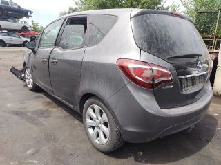 bontott OPEL MERIVA B Bal Féltengely