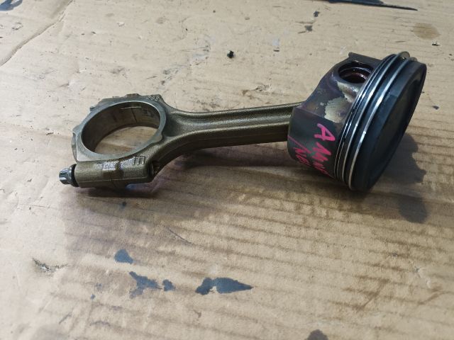 bontott OPEL MERIVA B Dugattyú és Hajtókar