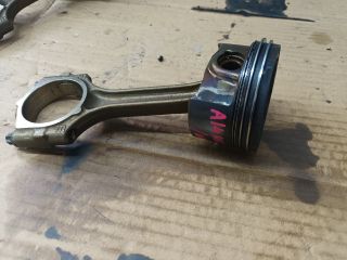 bontott OPEL MERIVA B Dugattyú és Hajtókar