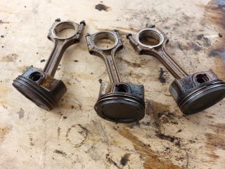 bontott OPEL MERIVA B Dugattyú és Hajtókar