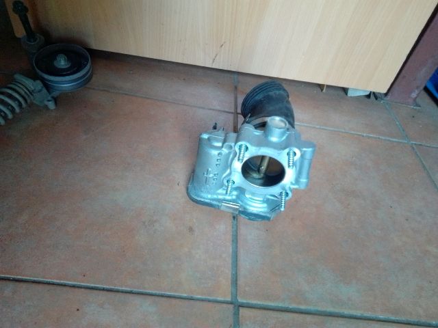 bontott OPEL MERIVA B Fojtószelep (Elektromos)