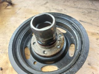 bontott OPEL MERIVA B Főtengely Szíjtárcsa