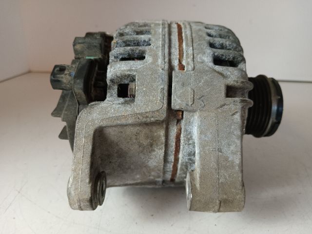 bontott OPEL MERIVA B Generátor