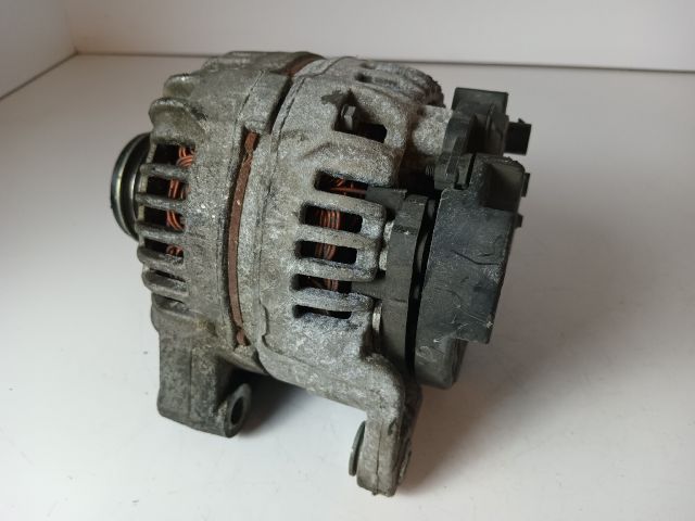 bontott OPEL MERIVA B Generátor