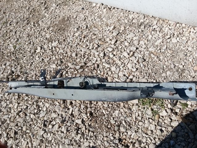 bontott OPEL MERIVA B Homlokfal (Üres lemez)