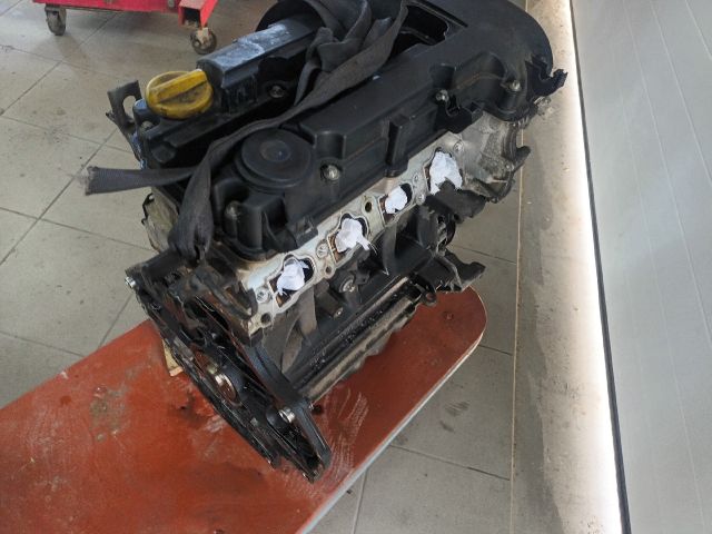 bontott OPEL MERIVA B Motor (Fűzött blokk hengerfejjel)