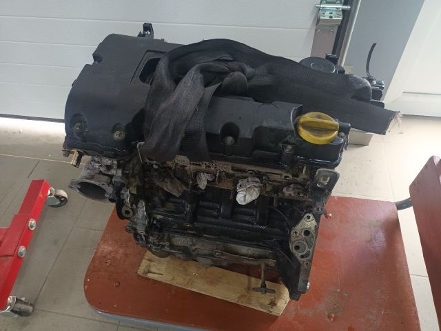 bontott OPEL MERIVA B Motor (Fűzött blokk hengerfejjel)