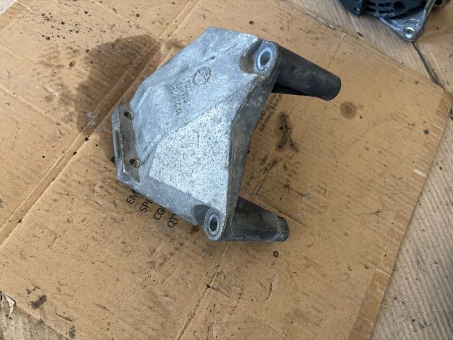 bontott OPEL MERIVA B Motor Tartó Bak (Pozíciófüggetlen)