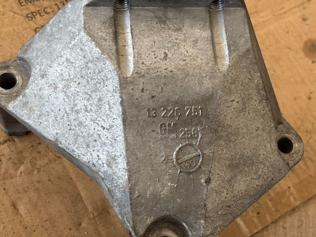 bontott OPEL MERIVA B Motor Tartó Bak (Pozíciófüggetlen)