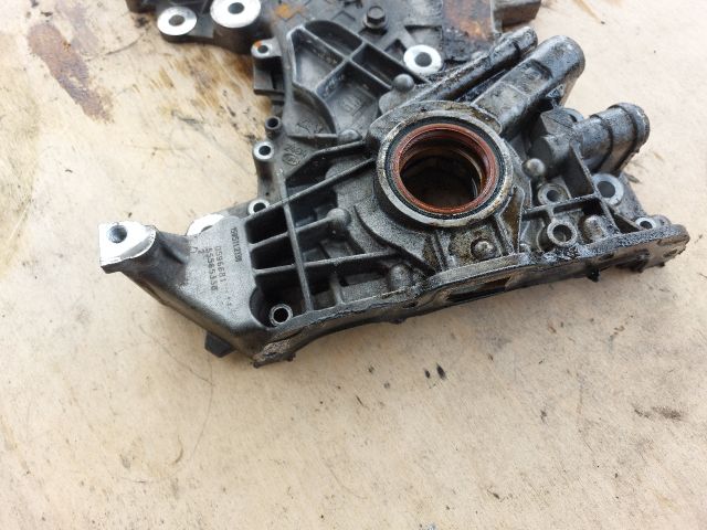 bontott OPEL MERIVA B Olajszivattyú