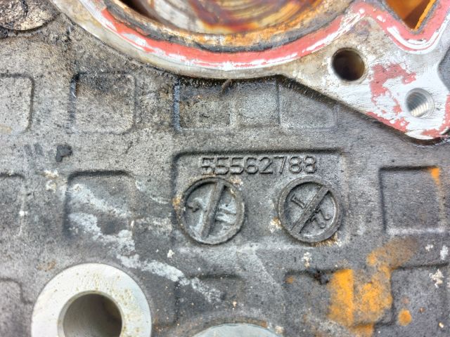 bontott OPEL MERIVA B Olajszivattyú