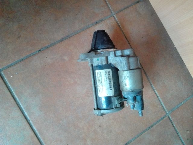 bontott OPEL MERIVA B Önindító