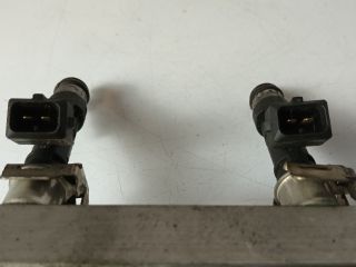 bontott OPEL MERIVA B Porlasztó Sor / Híd