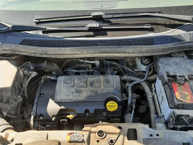 bontott OPEL MERIVA B Porlasztó Sor / Híd