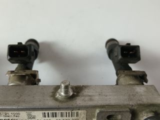 bontott OPEL MERIVA B Porlasztó Sor / Híd