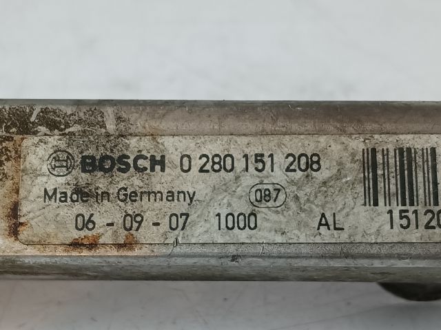 bontott OPEL MERIVA B Porlasztó Sor / Híd