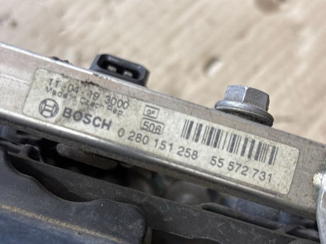 bontott OPEL MERIVA B Szívósor