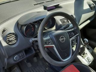 bontott OPEL MERIVA B Üzemanyag Szivattyú