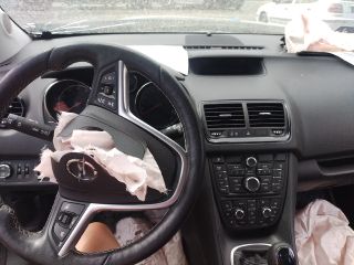 bontott OPEL MERIVA B Üzemanyag Szivattyú