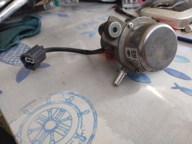 bontott OPEL MERIVA B Vákumpumpa