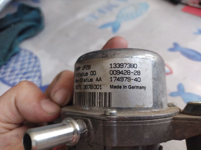 bontott OPEL MERIVA B Vákumpumpa