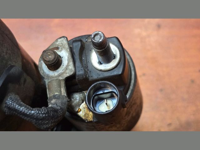 bontott OPEL MERIVA B Önindító