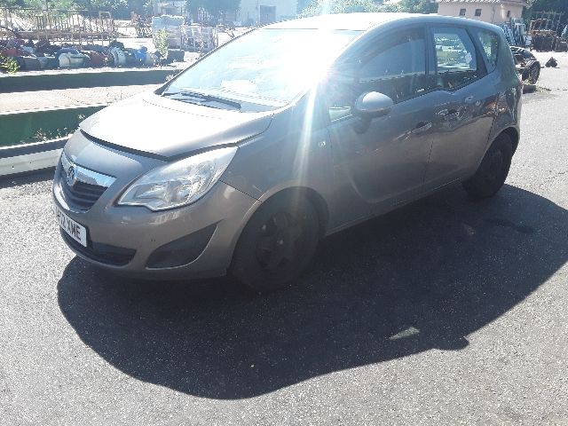 bontott OPEL MERIVA B Automata Váltókar