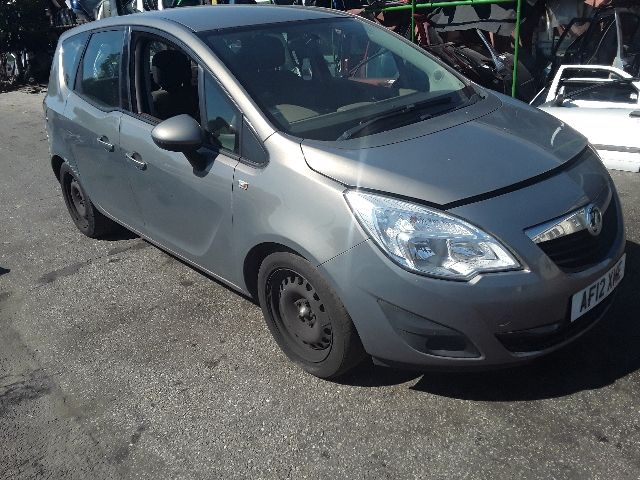 bontott OPEL MERIVA B Hátsó Kipufogó Dob