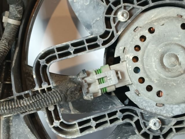 bontott OPEL MERIVA B Hűtőventilátor