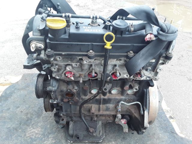 bontott OPEL MERIVA B Motor (Fűzött blokk hengerfejjel)