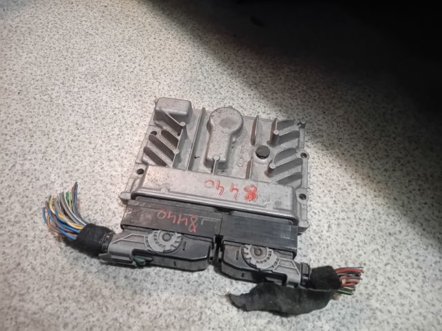 bontott OPEL MERIVA B Motorvezérlő