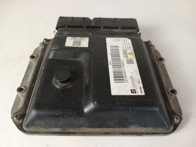 bontott OPEL MERIVA B Motorvezérlő