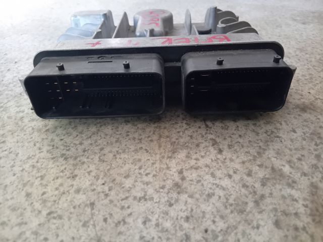 bontott OPEL MERIVA B Motorvezérlő