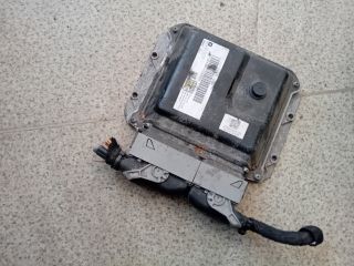 bontott OPEL MERIVA B Motorvezérlő