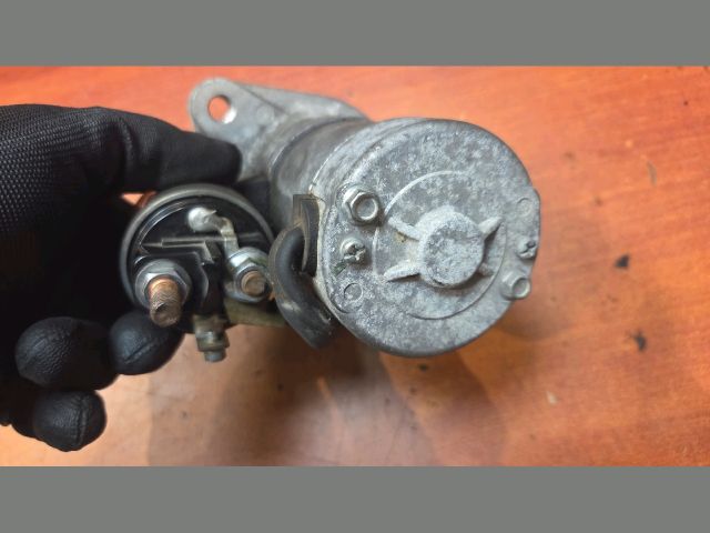 bontott OPEL MERIVA B Önindító