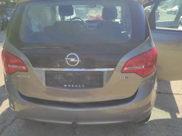 bontott OPEL MERIVA B Tank