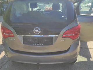 bontott OPEL MERIVA B Tank