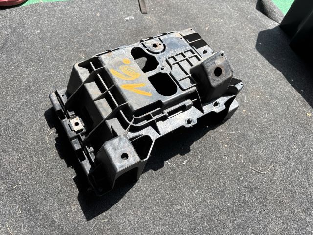 bontott OPEL MERIVA B Akkumulátor Tartó