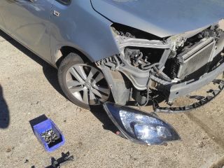 bontott OPEL MERIVA B Akkumulátor Tartó