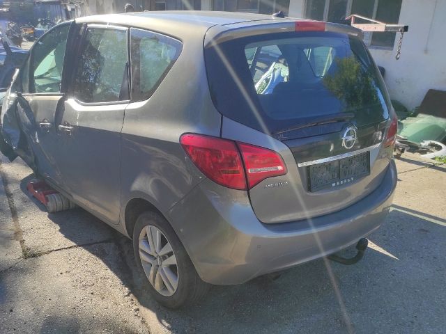 bontott OPEL MERIVA B Alufelni Gumival (1 db)