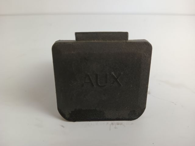 bontott OPEL MERIVA B AUX Csatlakozó