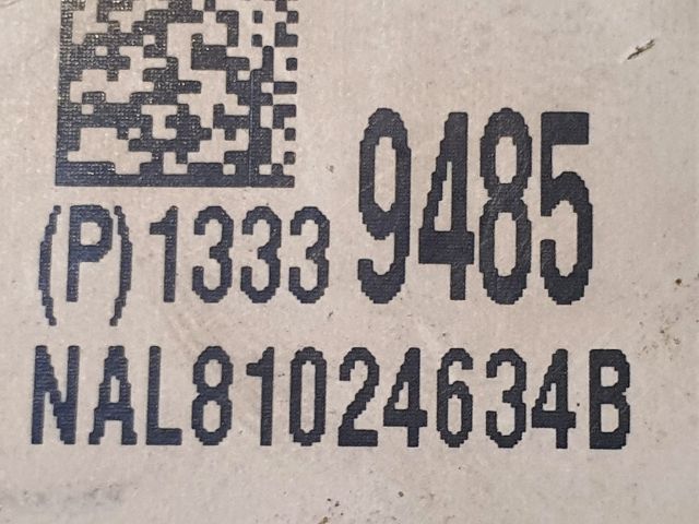 bontott OPEL MERIVA B AUX Csatlakozó