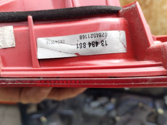 bontott OPEL MERIVA B Bal Belső Hátsó Lámpa