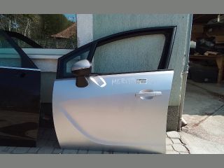 bontott OPEL MERIVA B Bal első Ajtó (Részeivel)