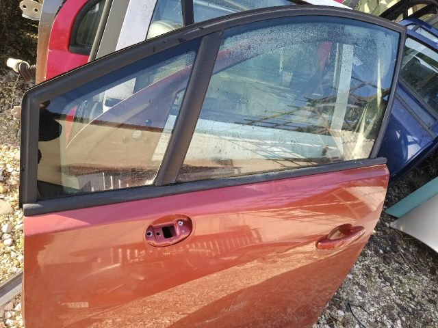 bontott OPEL MERIVA B Bal első Ajtó (Részeivel)