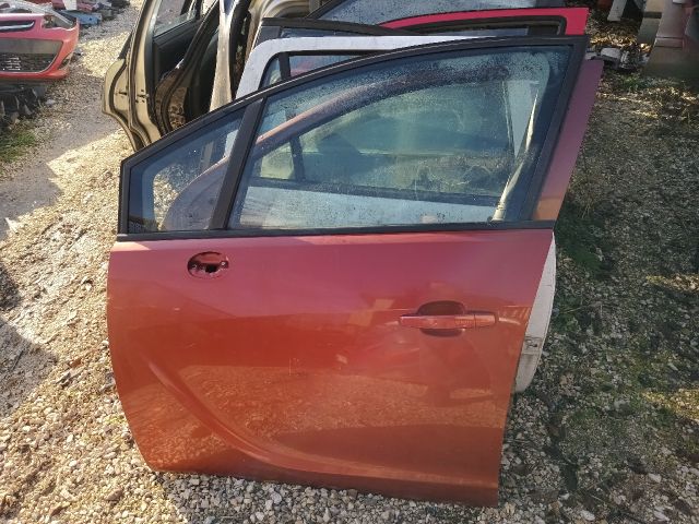 bontott OPEL MERIVA B Bal első Ajtó (Részeivel)