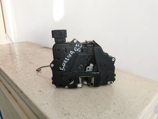 bontott OPEL MERIVA B Bal első Ajtózár